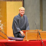 桂 三輝『落語を世界へ広げるための学術的研究計画』